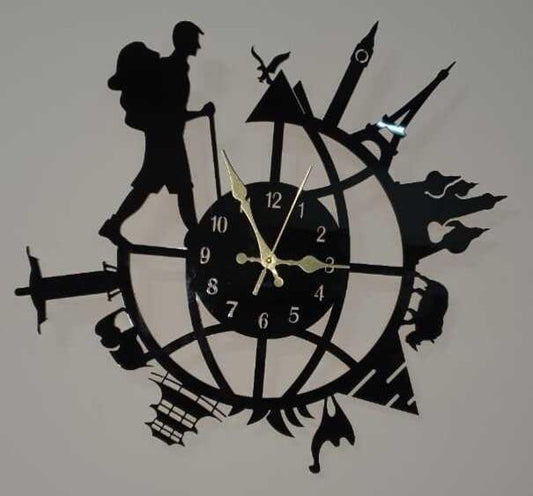 Men’s Travel Backpacking Clock – Modern Design for Adventurers